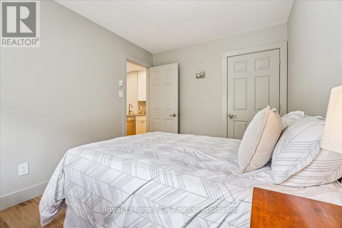 17 - 15 Dawson Drive, Collingwood, ON - Indoor Photo Showing Bedroom