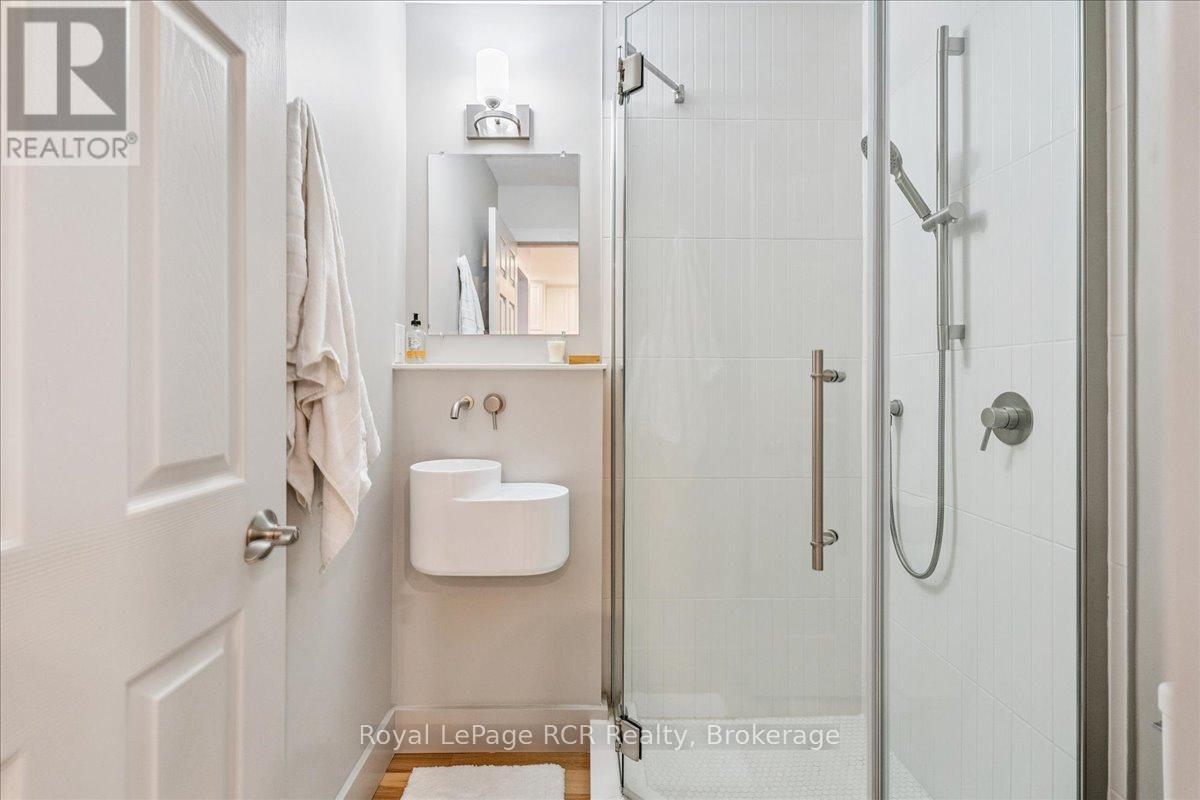 17 - 15 Dawson Drive, Collingwood, ON - Indoor Photo Showing Bathroom