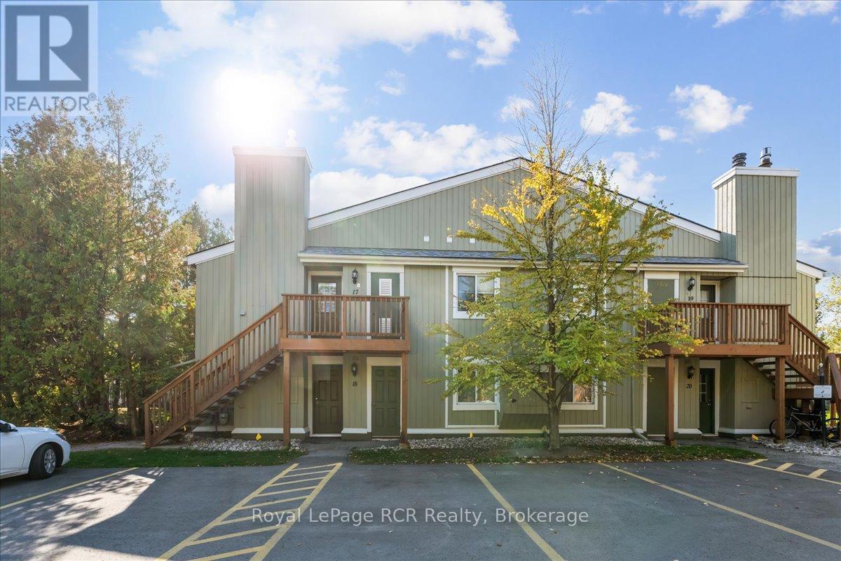 17 - 15 Dawson Drive, Collingwood, ON - Outdoor With Balcony