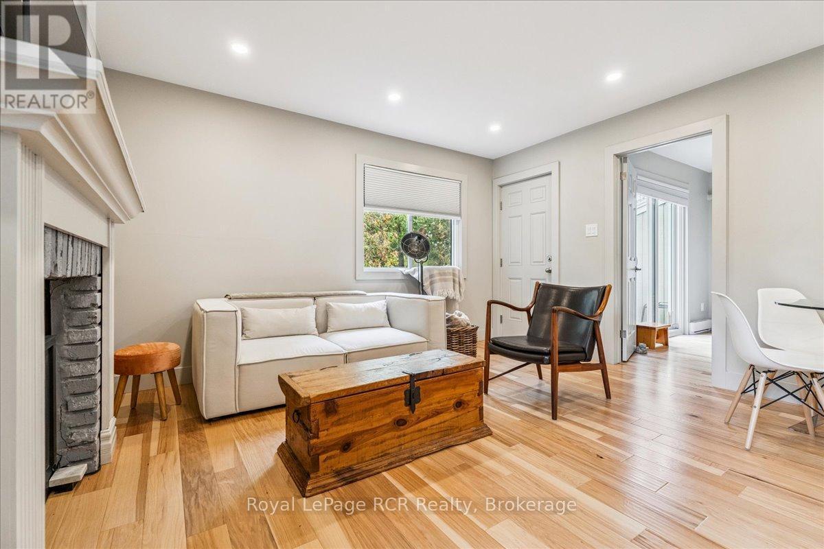 17 - 15 Dawson Drive, Collingwood, ON - Indoor