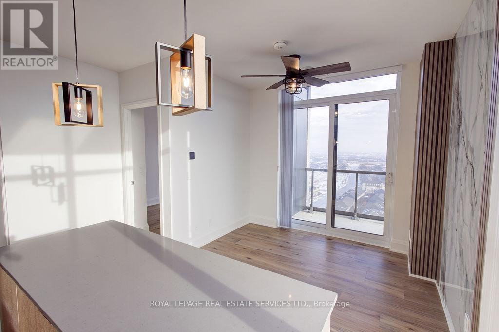 2009 - 3079 Trafalgar Road, Oakville, ON - Indoor Photo Showing Other Room