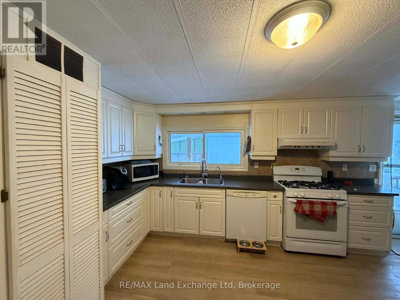 4 Riverside Drive, Morris Turnberry (Morris), ON