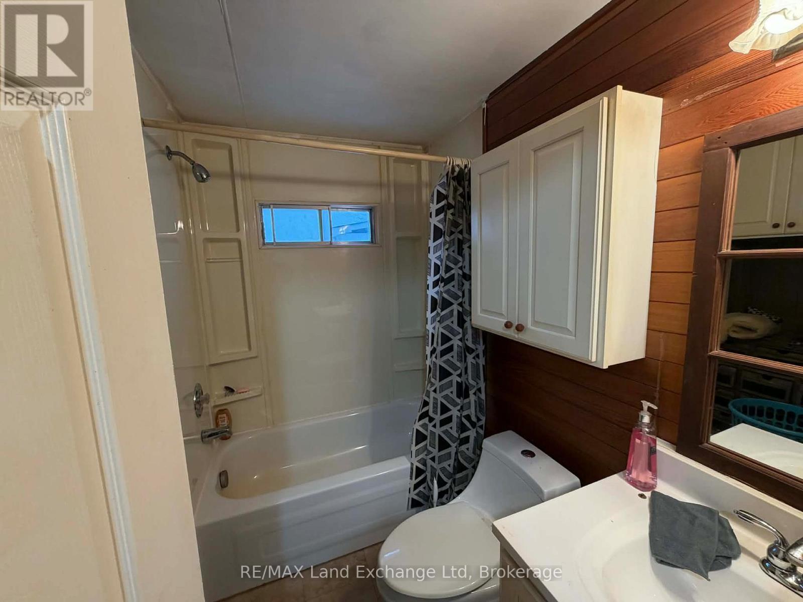 4 Riverside Drive, Morris Turnberry (Morris), ON