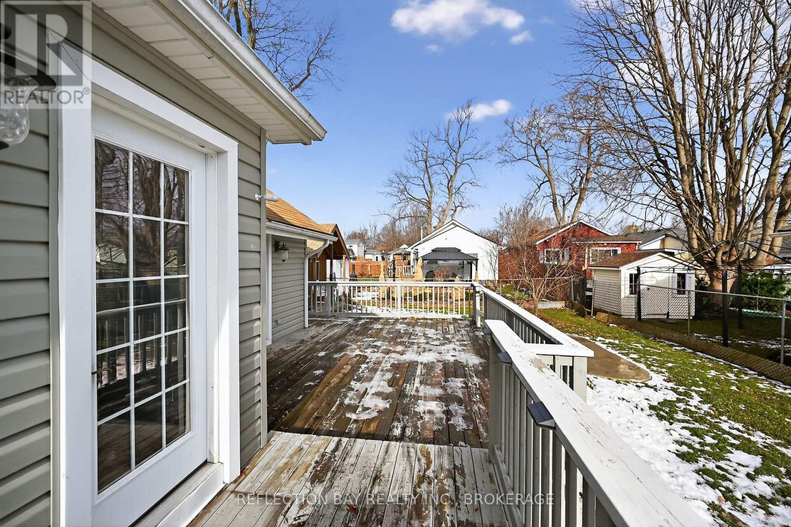 Side door access to Kitchen off deck - 3794 Mathewson Avenue, Fort Erie (Crystal Beach), ON - Outdoor