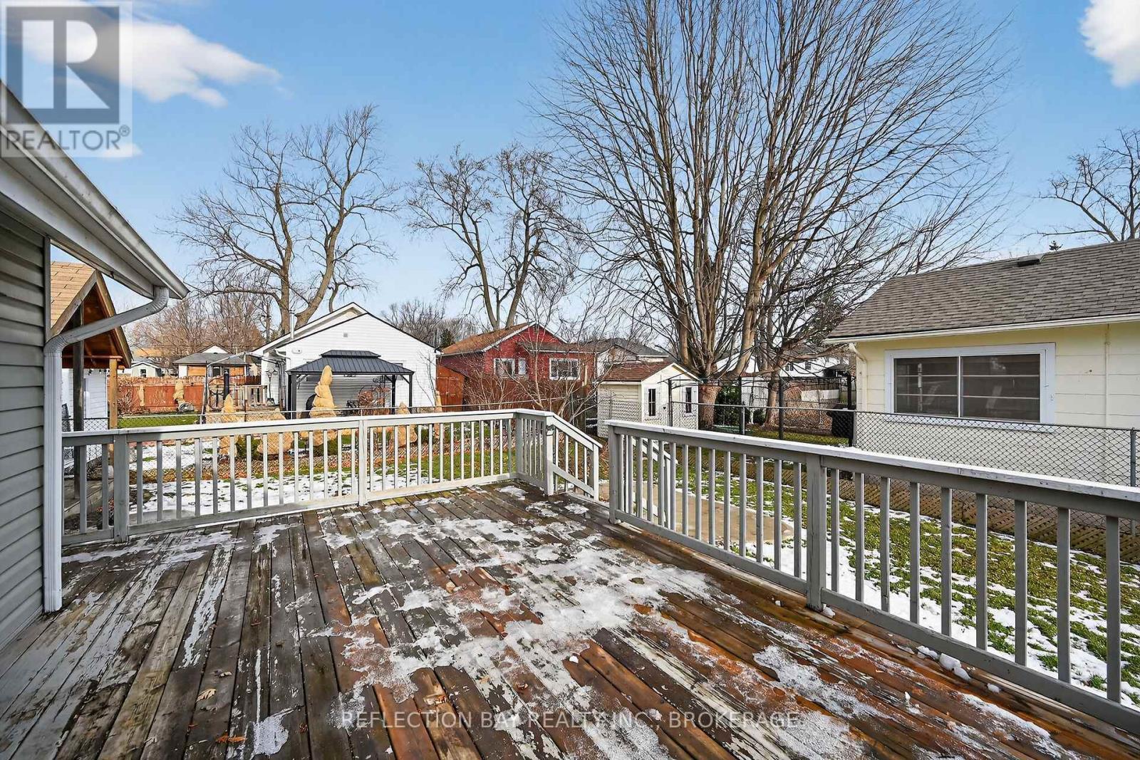 3794 Mathewson Avenue, Fort Erie (Crystal Beach), ON - Outdoor With Deck Patio Veranda