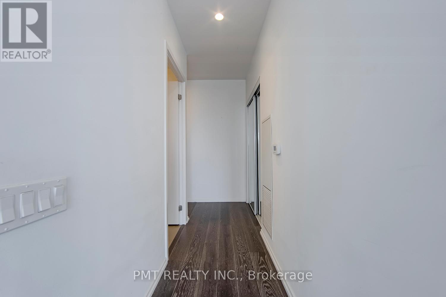 2001 - 68 Shuter Street, Toronto, ON -