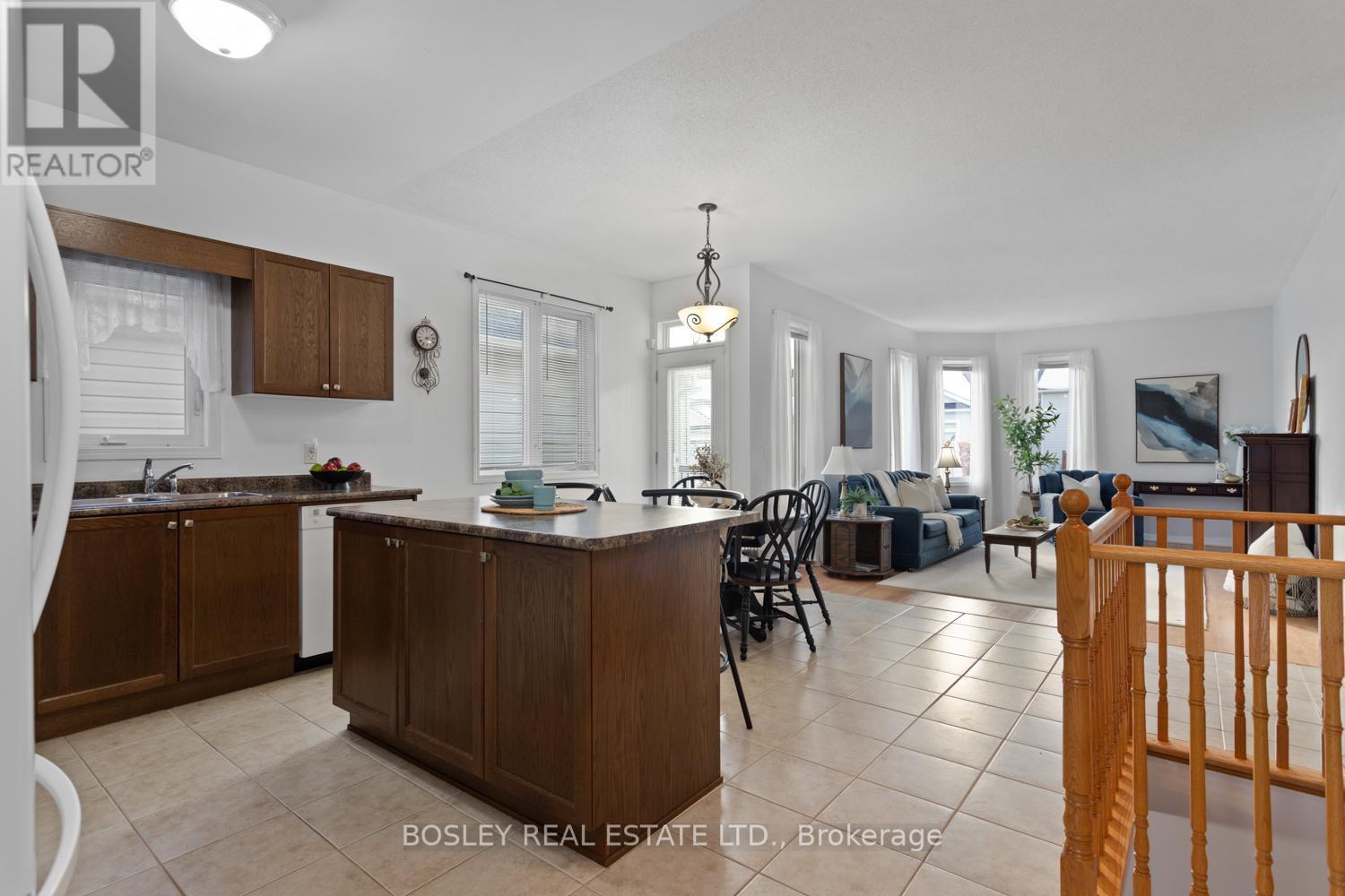 673 Prince Of Wales Drive, Cobourg, ON - Indoor Photo Showing Other Room