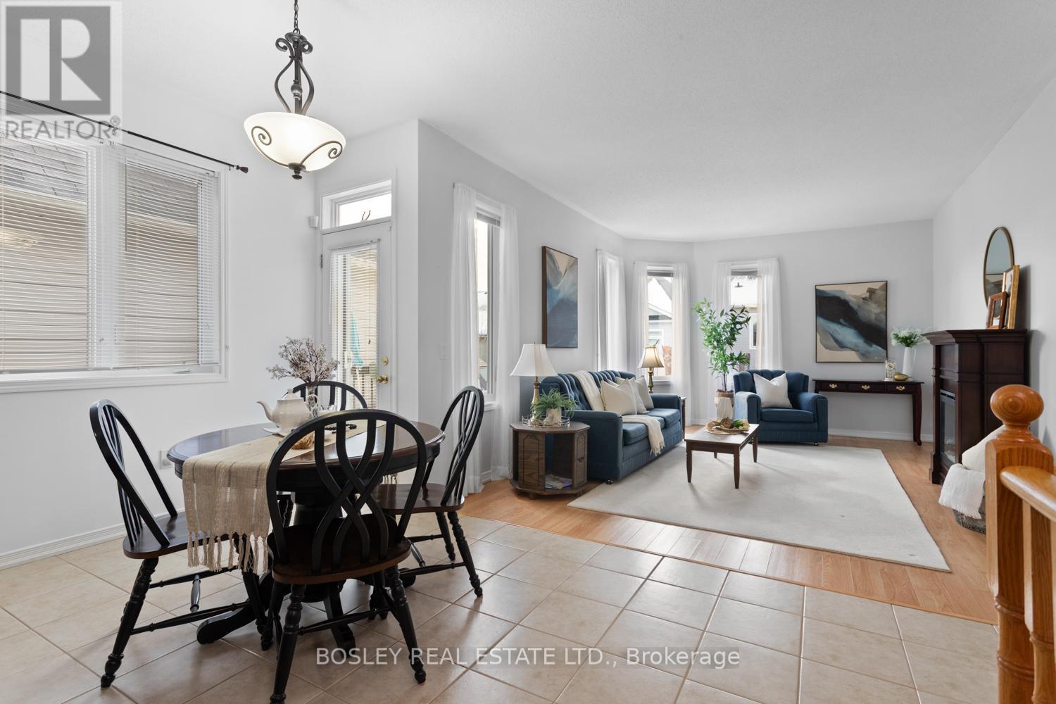 673 Prince Of Wales Drive, Cobourg, ON - Indoor Photo Showing Dining Room