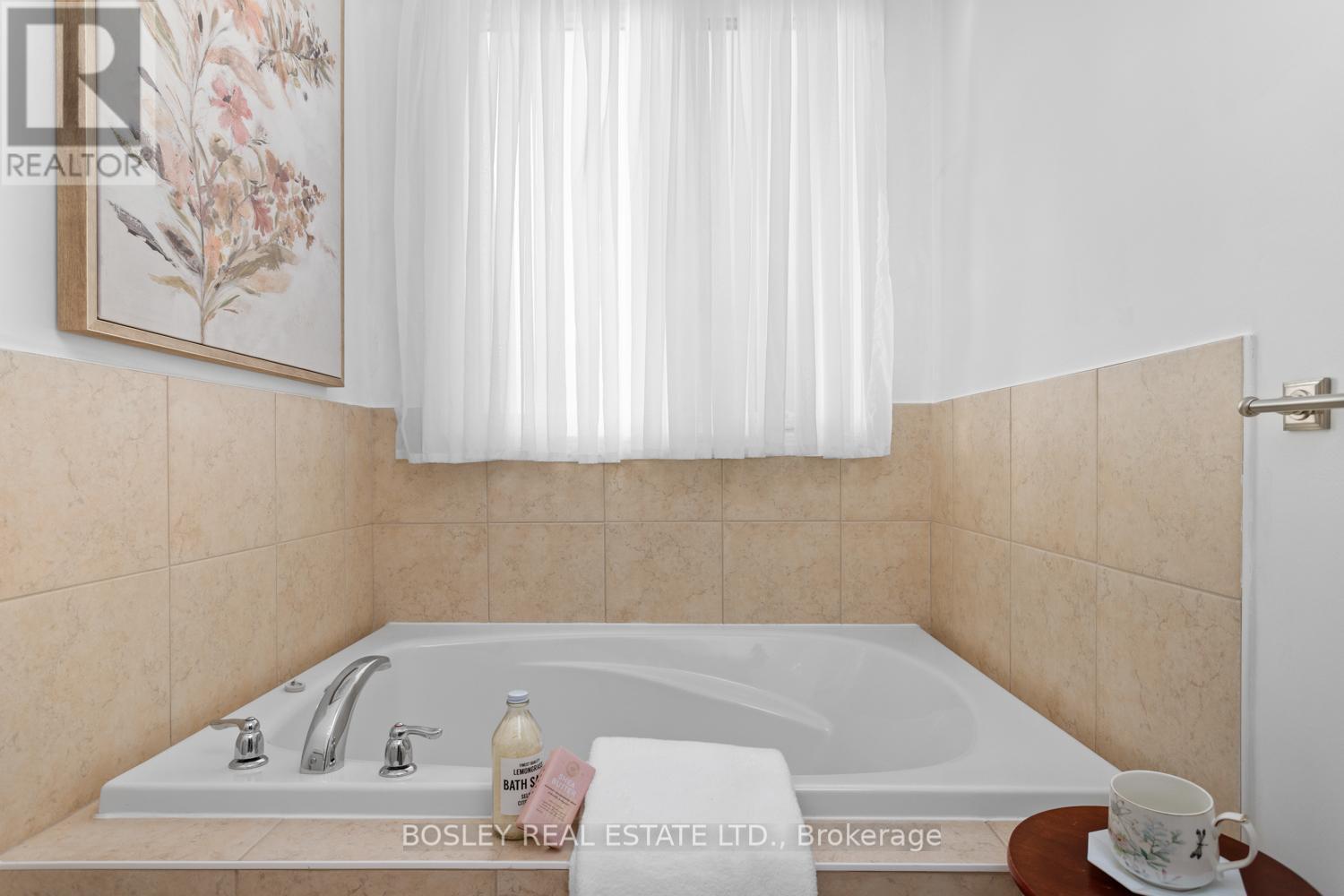 673 Prince Of Wales Drive, Cobourg, ON - Indoor Photo Showing Bathroom