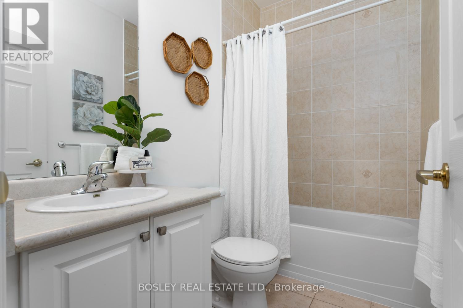 673 Prince Of Wales Drive, Cobourg, ON - Indoor Photo Showing Bathroom
