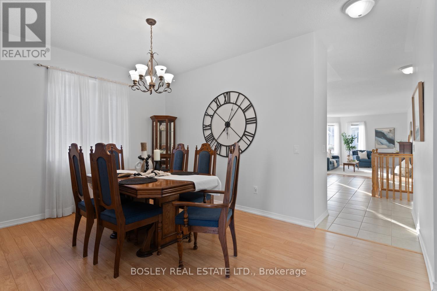 673 Prince Of Wales Drive, Cobourg, ON - Indoor Photo Showing Dining Room