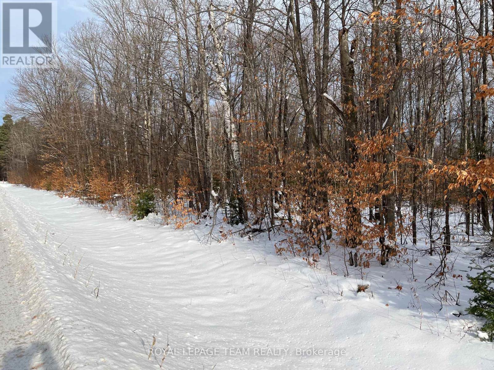 00 Siberia Road, Madawaska Valley, ON
