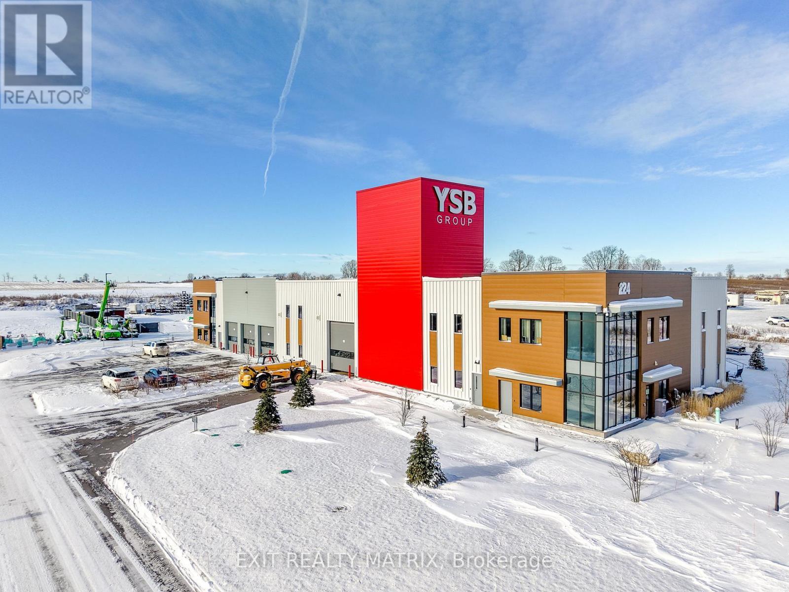 224 Robot Street, Russell, ON