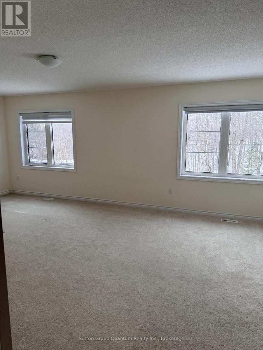 174 Rosanne Circle, Wasaga Beach, ON - Indoor Photo Showing Other Room
