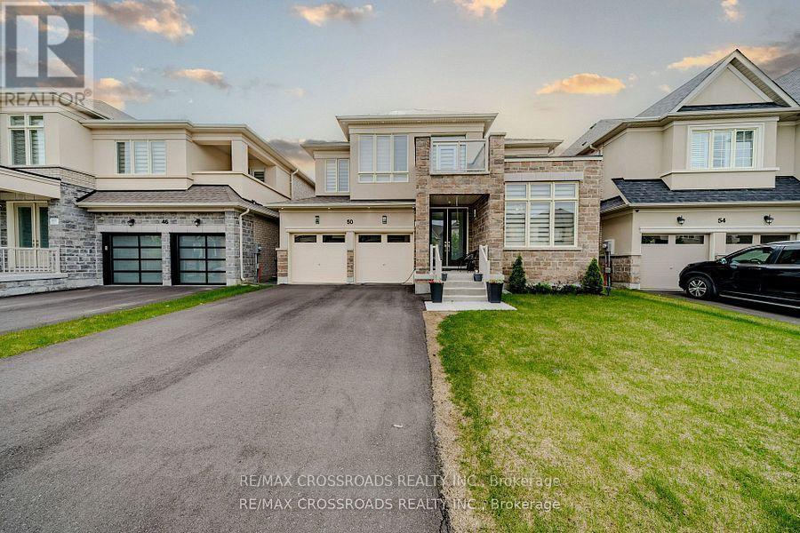 50 Carriage Shop Bend, East Gwillimbury, ON - Outdoor With Facade