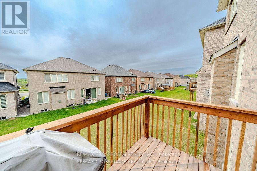 50 Carriage Shop Bend, East Gwillimbury, ON - Outdoor With Deck Patio Veranda With Exterior