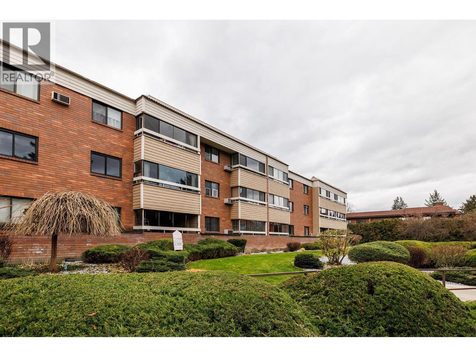 1035 Bernard Avenue Unit# 214 Lot# 29, Kelowna, BC - Outdoor