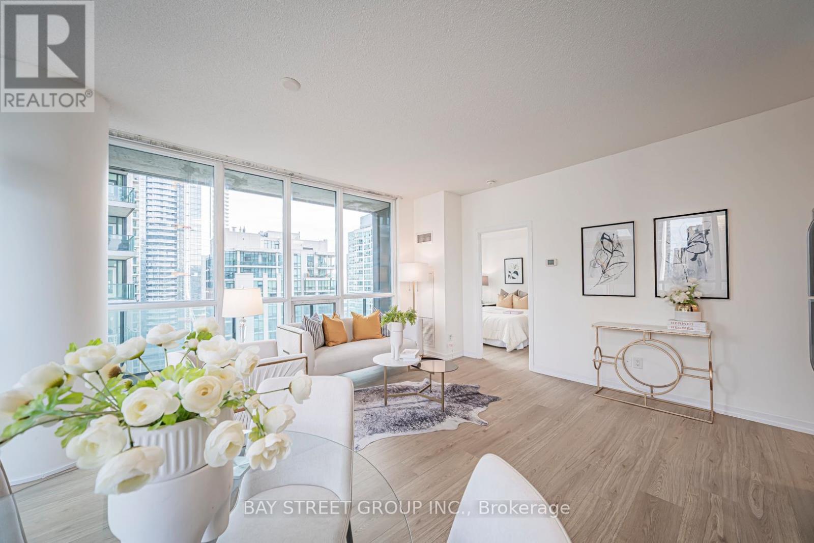 2704 - 33 Bay Street, Toronto, ON - Indoor Photo Showing Living Room