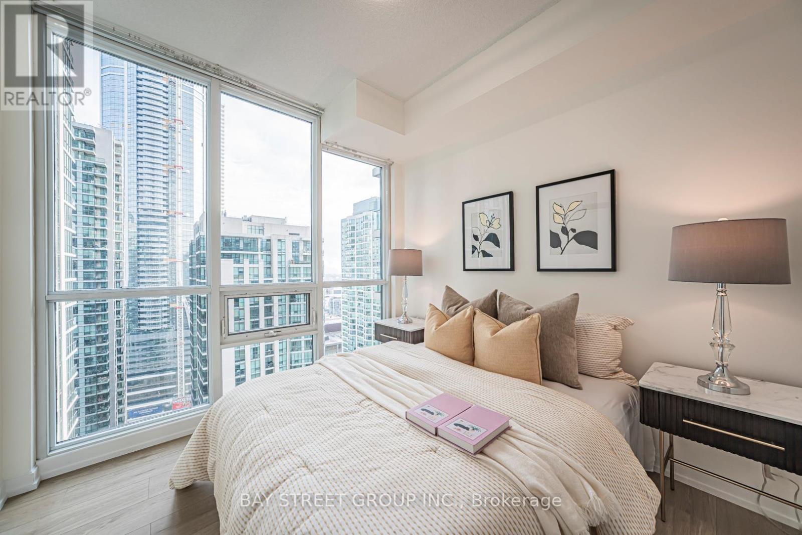 2704 - 33 Bay Street, Toronto, ON - Indoor Photo Showing Bedroom