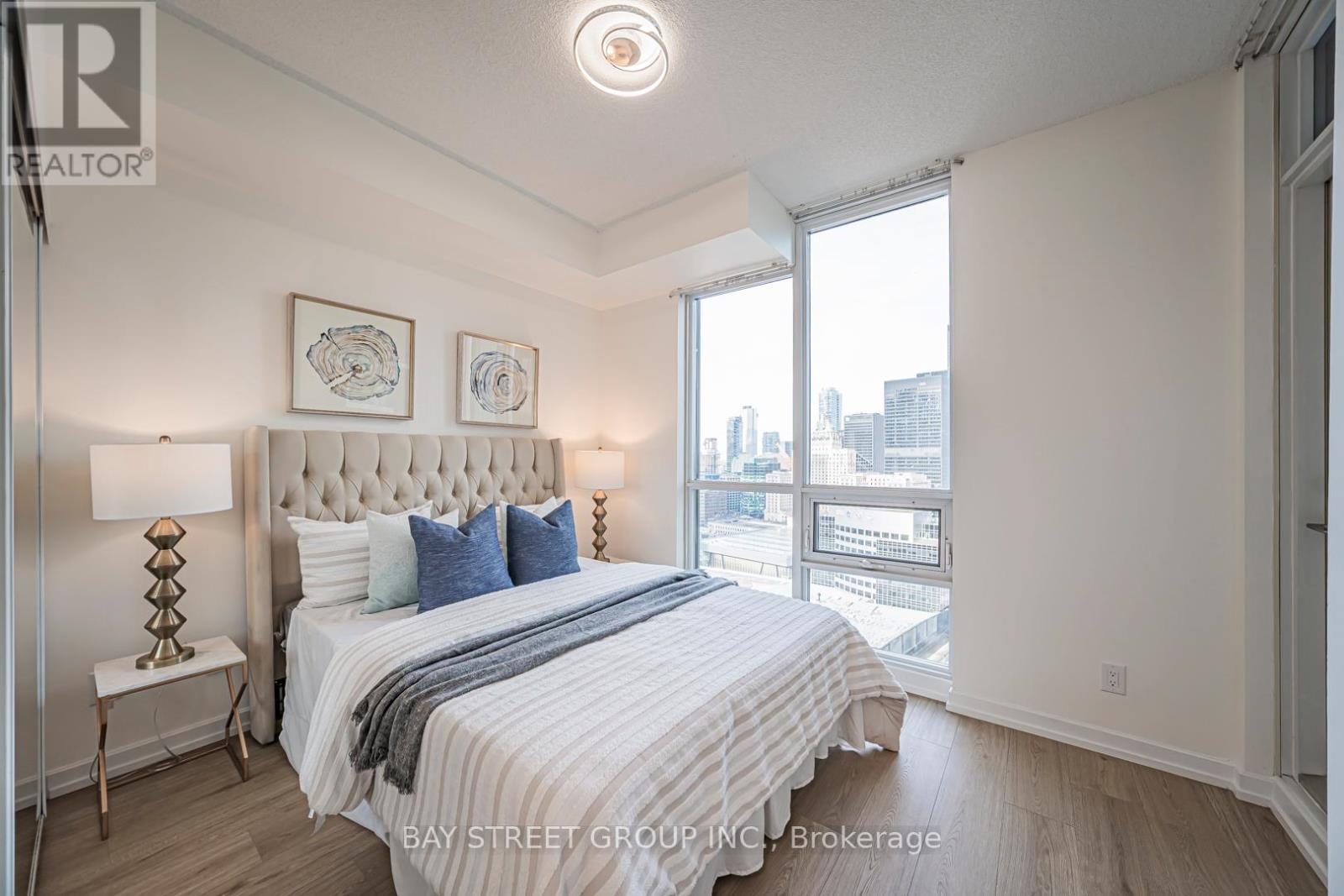 2704 - 33 Bay Street, Toronto, ON - Indoor Photo Showing Bedroom