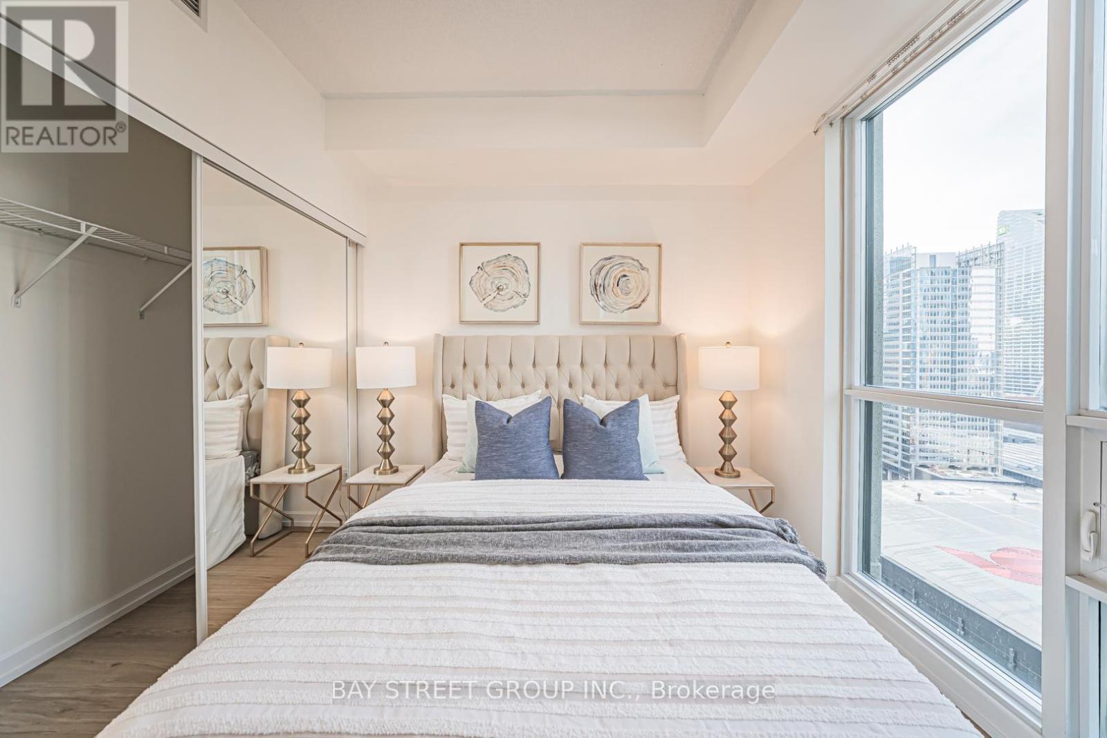 2704 - 33 Bay Street, Toronto, ON - Indoor Photo Showing Bedroom