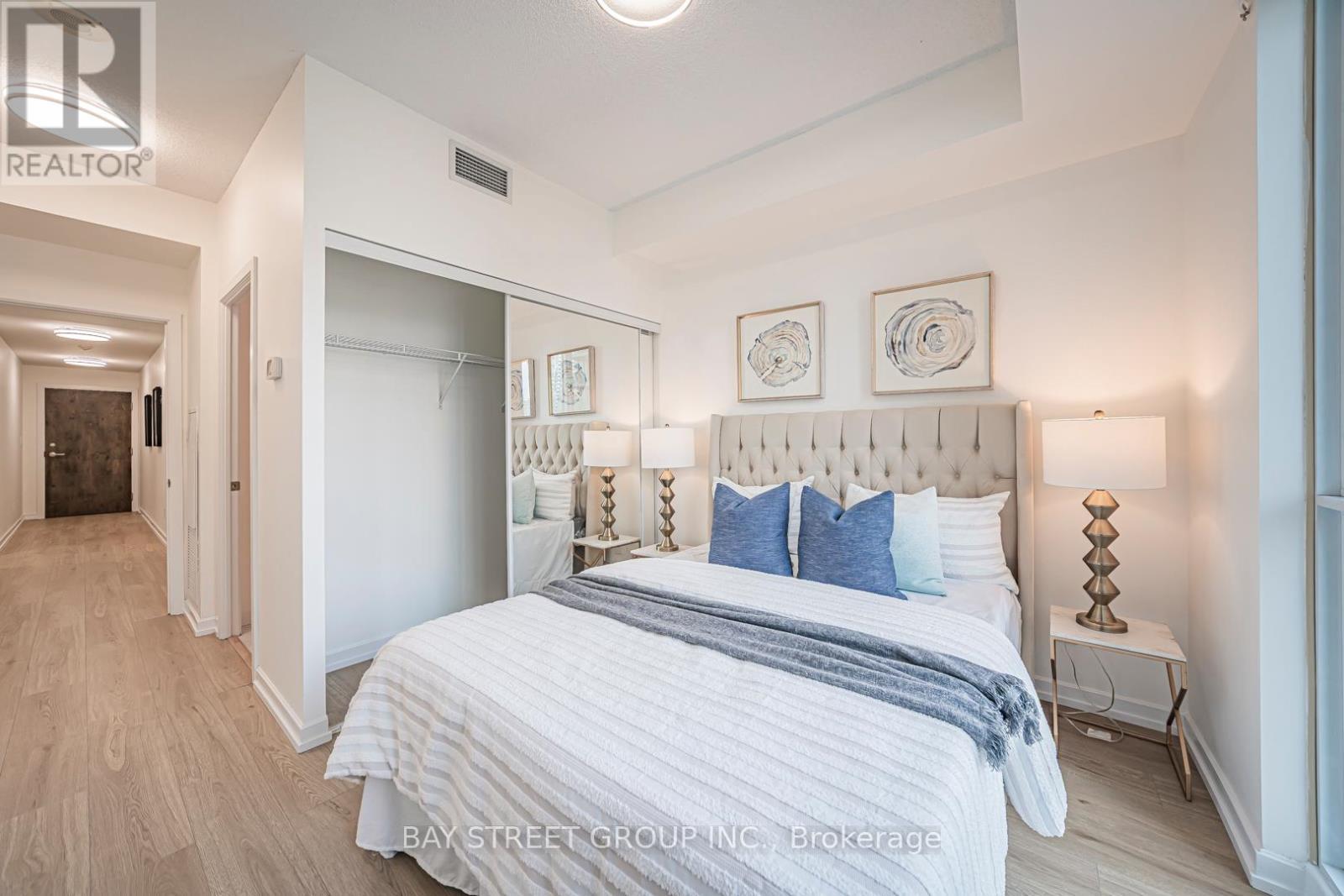 2704 - 33 Bay Street, Toronto, ON - Indoor Photo Showing Bedroom