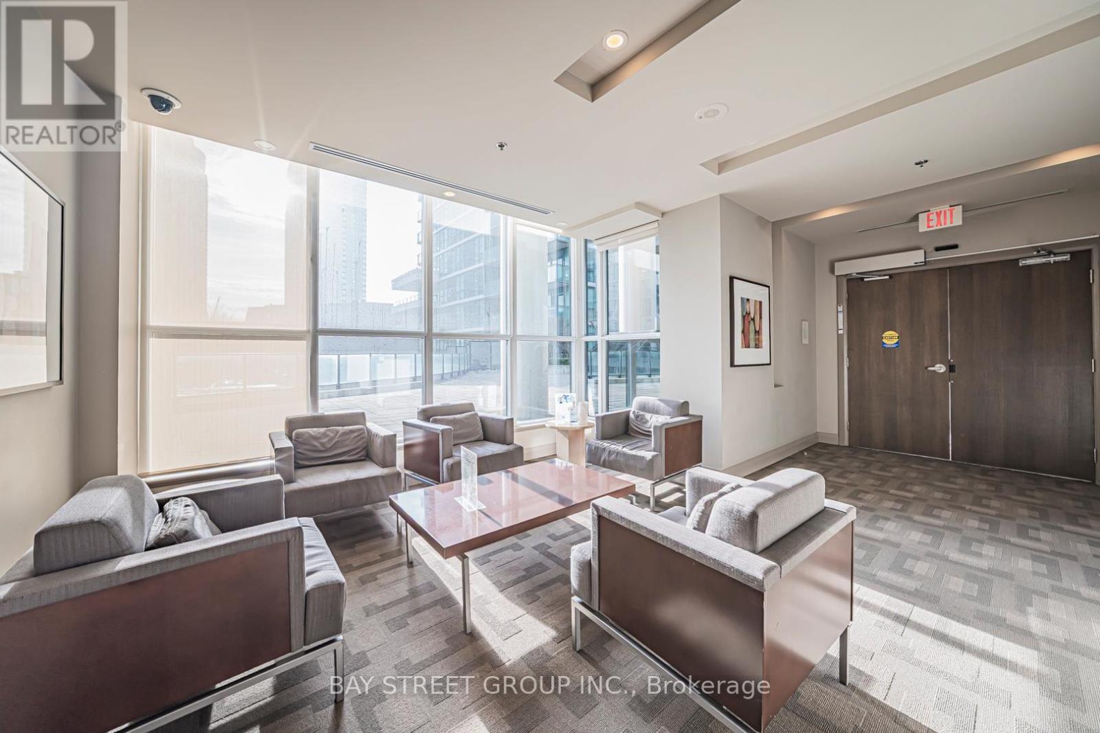 2704 - 33 Bay Street, Toronto, ON - Indoor