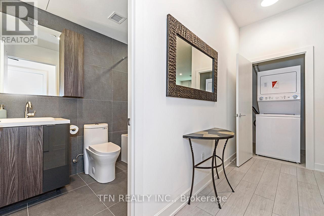 1003 - 15 Mercer Street, Toronto, ON - Indoor