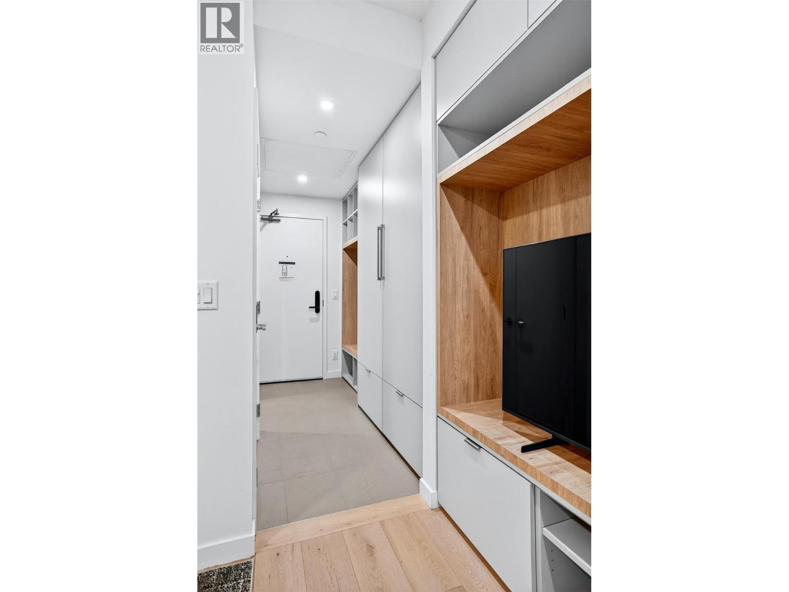 4280 Red Mountain Road Unit# 109, Rossland, BC - Indoor Photo Showing Other Room