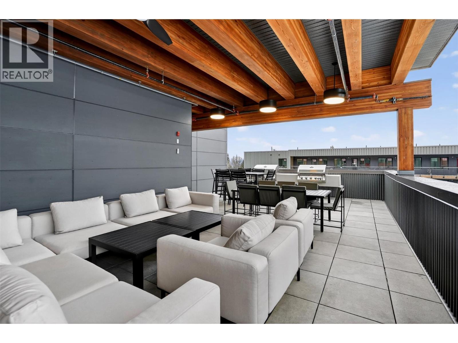 4280 Red Mountain Road Unit# 109, Rossland, BC - With Exterior