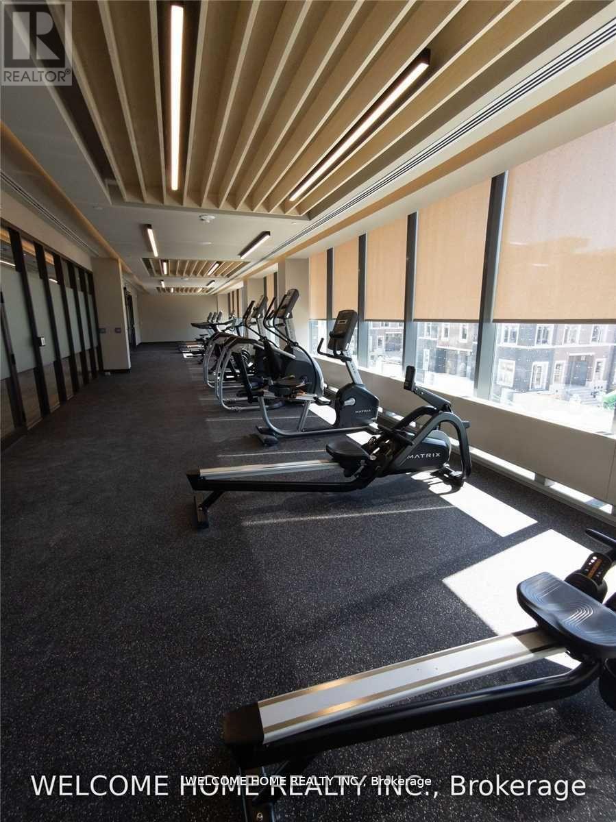 710 - 38 Honeycrisp Crescent, Vaughan, ON -