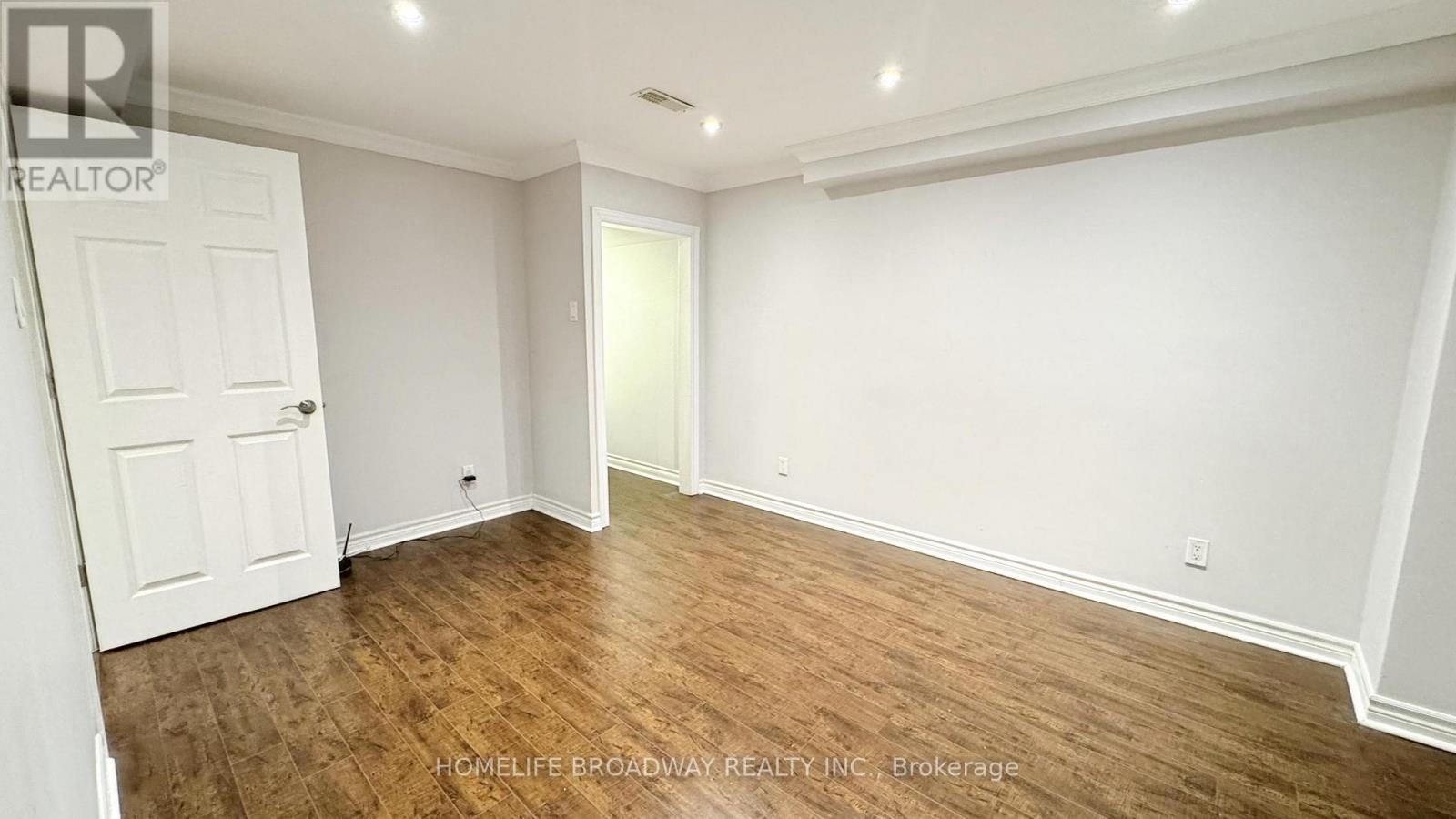 Lower - 102 Orchard Hill Boulevard, Markham, ON - Indoor Photo Showing Other Room