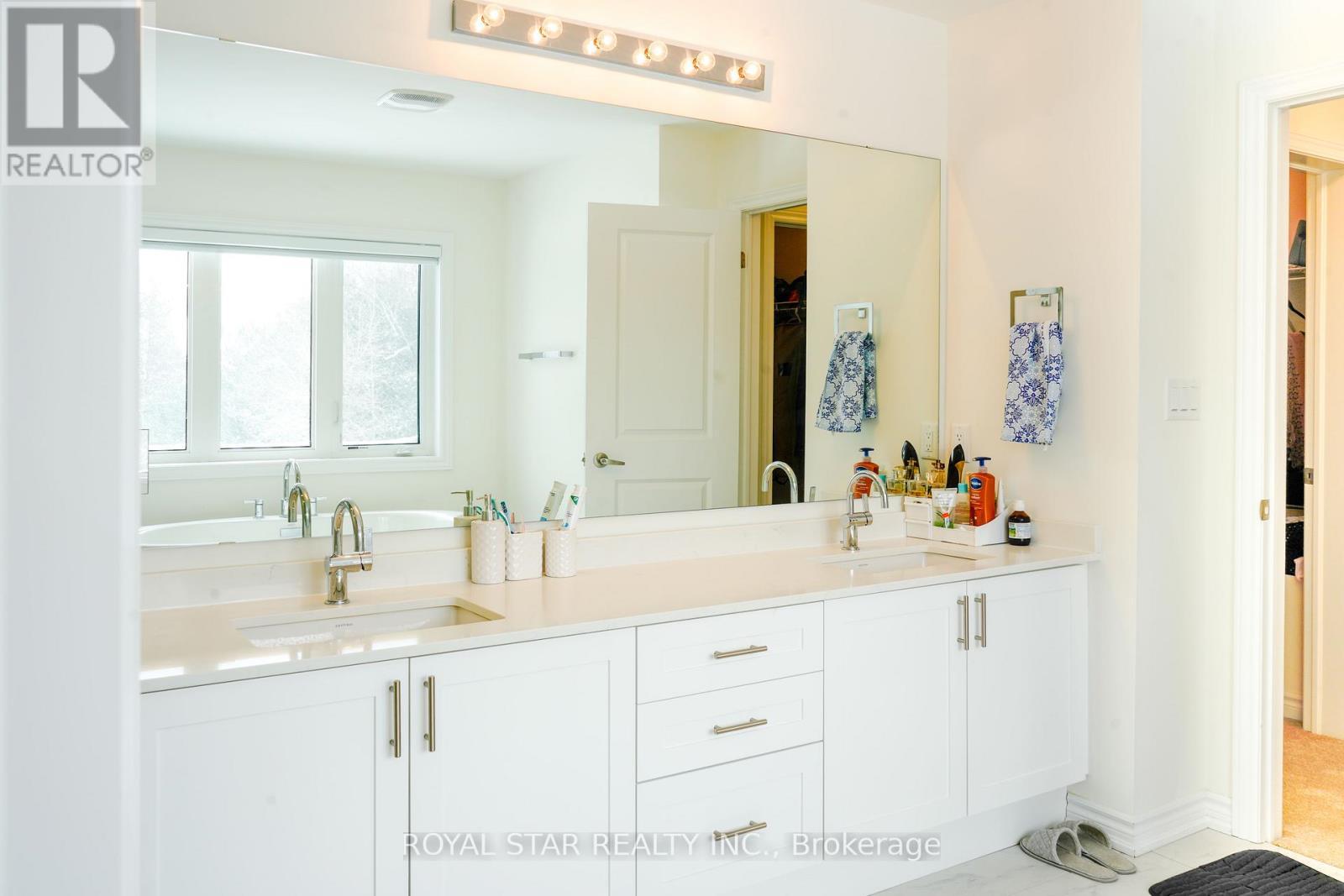 144 Rosanne Circle, Wasaga Beach, ON - Indoor Photo Showing Bathroom