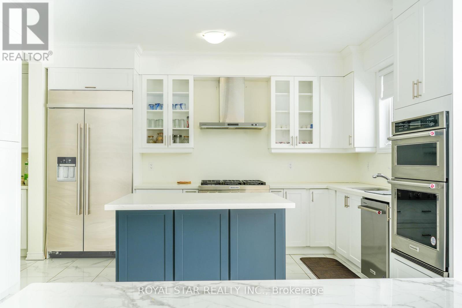 144 Rosanne Circle, Wasaga Beach, ON - Photo Showing Kitchen