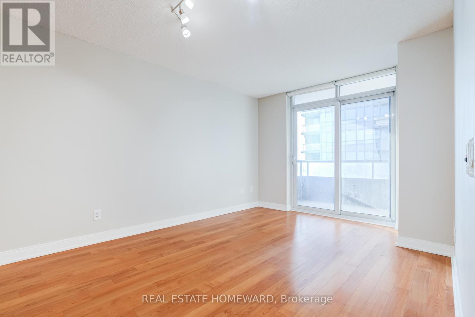 1855 - 25 Viking Lane, Toronto, ON - Indoor Photo Showing Other Room