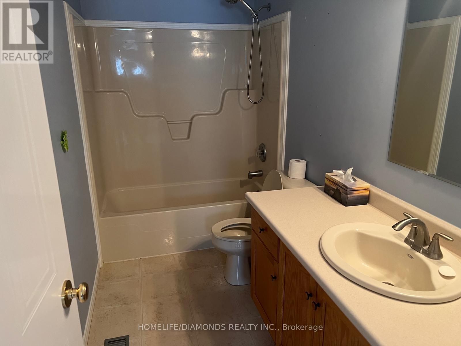 44 Karalee Crescent, Cambridge, ON - Indoor Photo Showing Bathroom