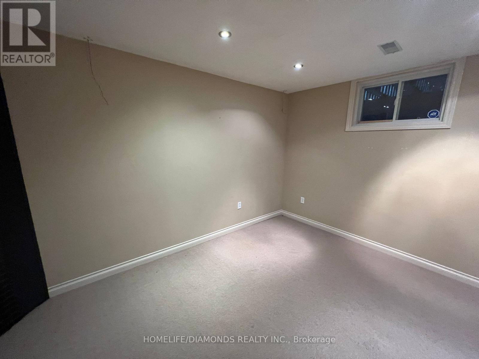 44 Karalee Crescent, Cambridge, ON - Indoor Photo Showing Other Room