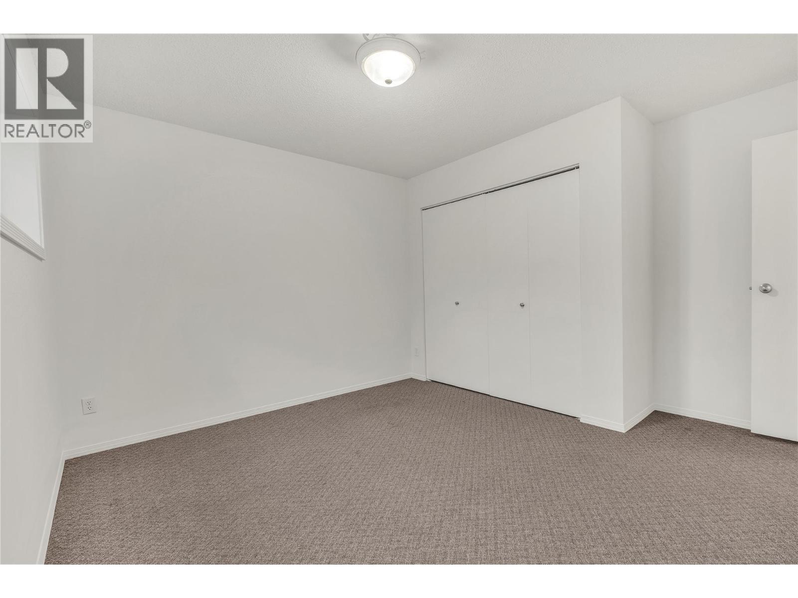 1528 Beatty Street, Penticton, BC - Indoor Photo Showing Other Room