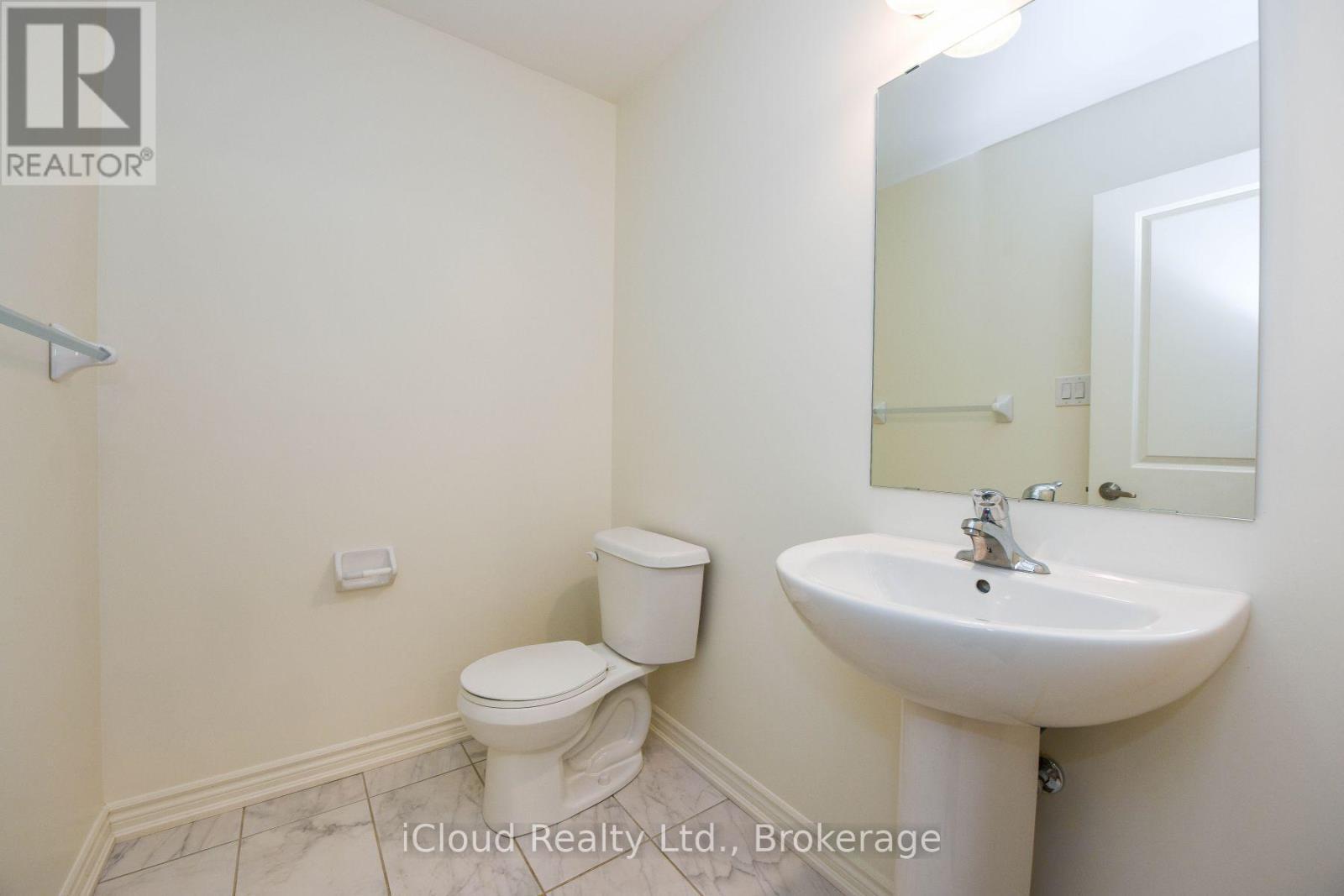 39 Stewardship Road, Brampton, ON - Indoor Photo Showing Bathroom
