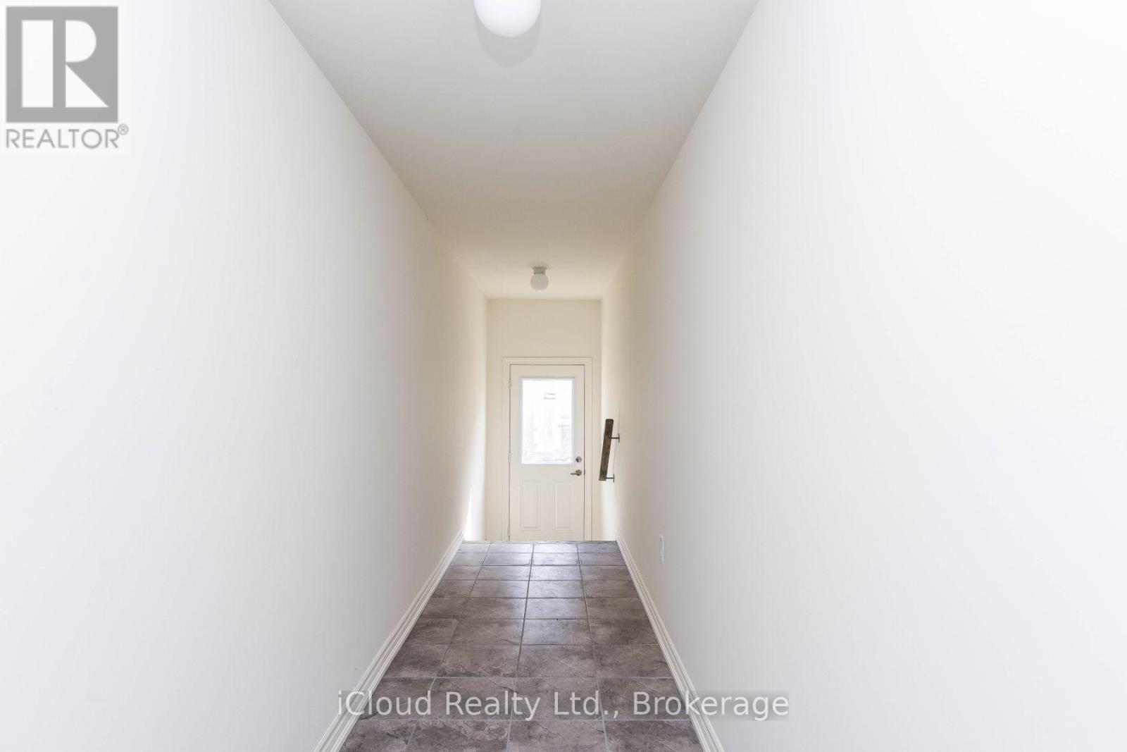 39 Stewardship Road, Brampton, ON - Indoor Photo Showing Other Room