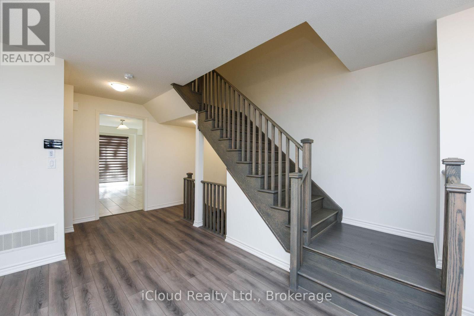 39 Stewardship Road, Brampton, ON - Indoor Photo Showing Other Room