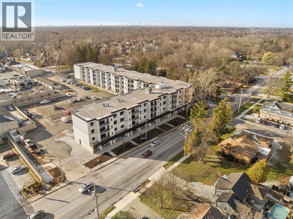 3817 Howard Avenue Unit# 313, Windsor, ON - Outdoor With View