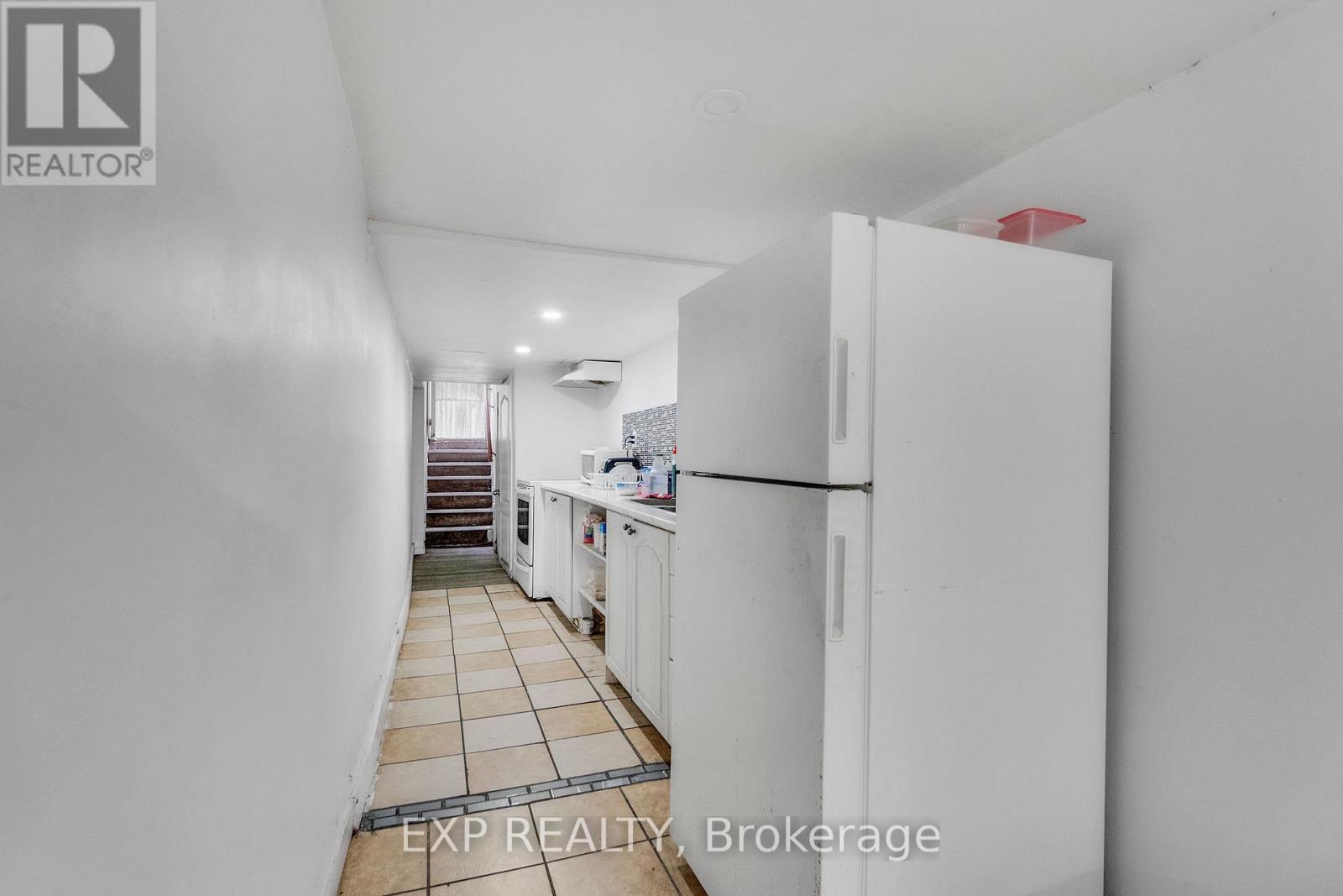 23 Lyndhurst Street, Hamilton, ON -