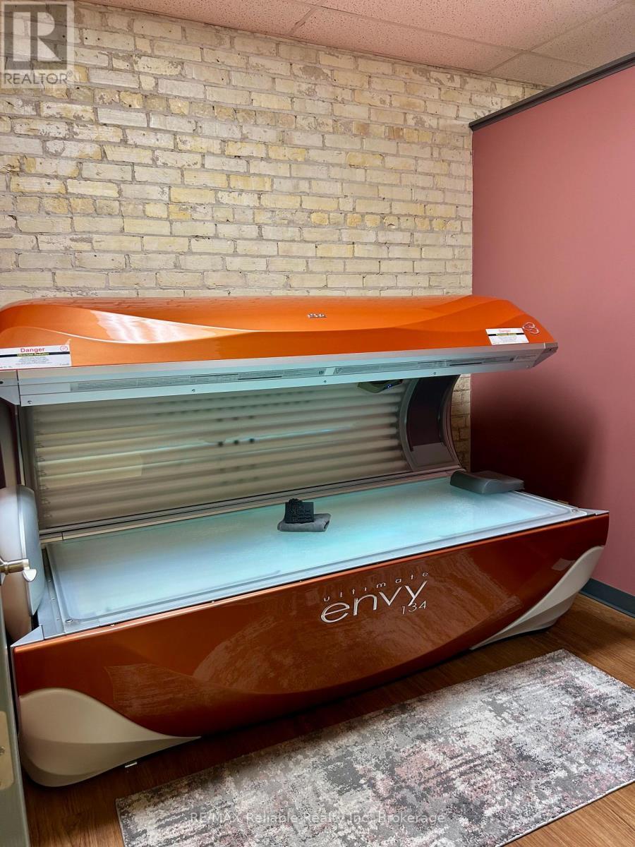 11 Main Street S, Huron East (Seaforth), ON