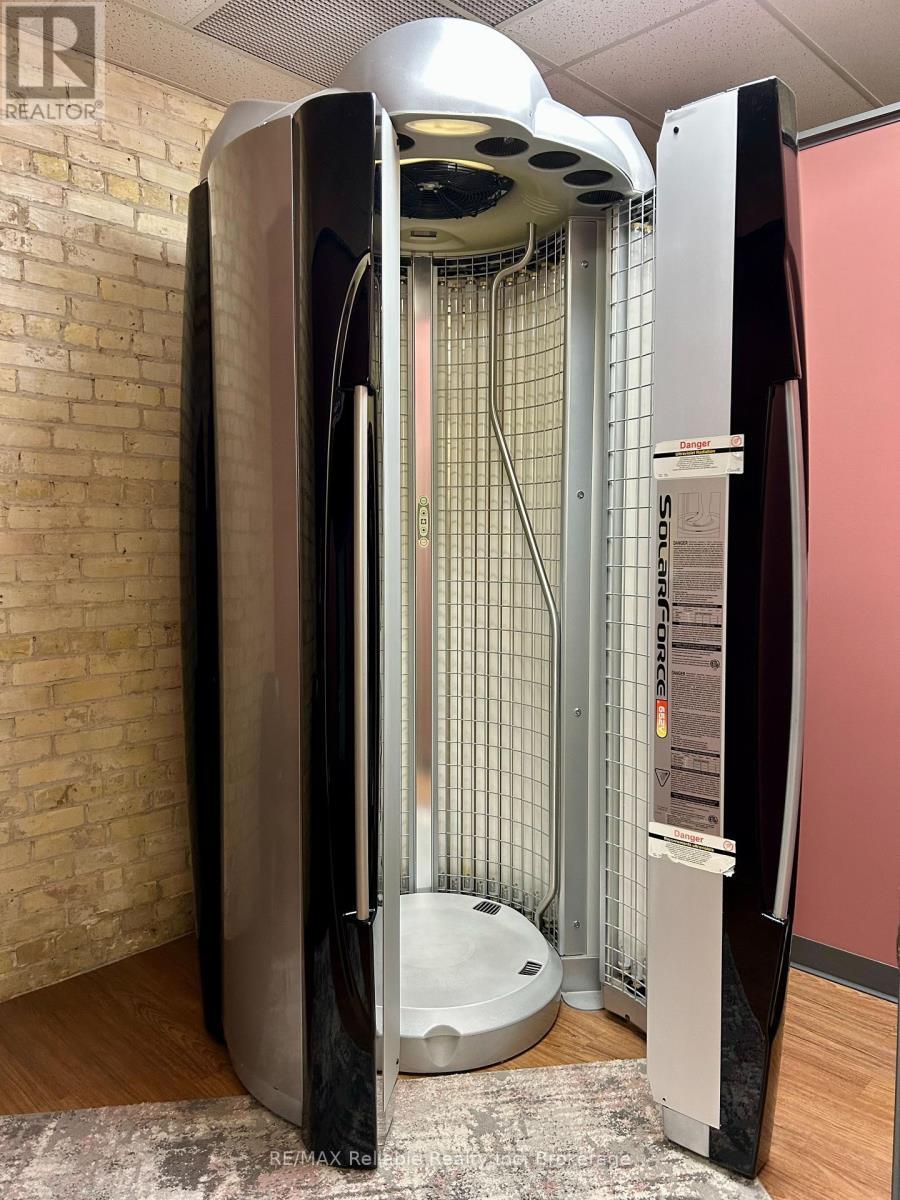 11 Main Street S, Huron East (Seaforth), ON