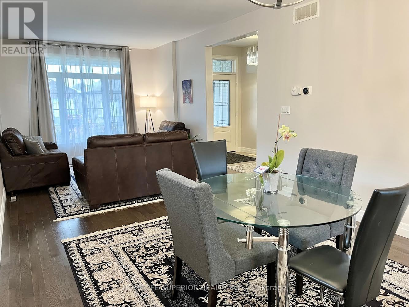 23 Crews Crescent, Quinte West (Murray Ward), ON - Indoor Photo Showing Dining Room