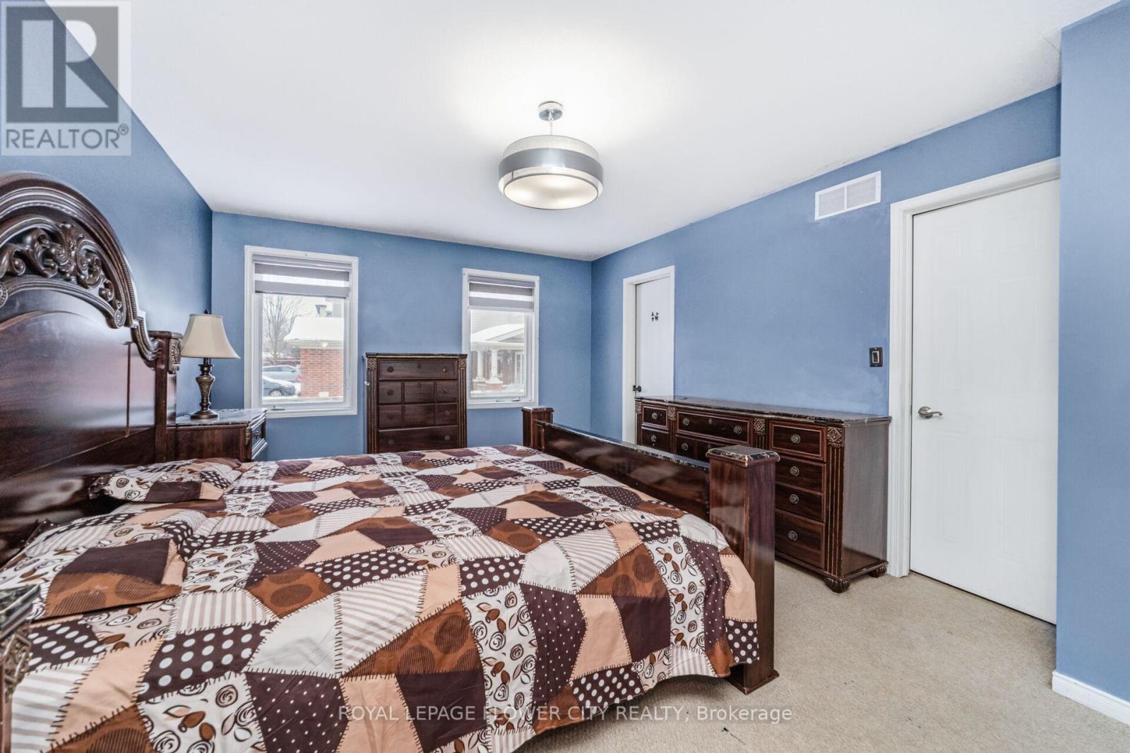 107 Skipton Crescent, Cambridge, ON - Indoor Photo Showing Bedroom
