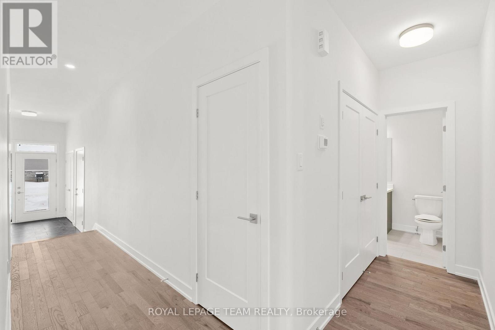 1086 Moore Street, Brockville, ON - Indoor Photo Showing Other Room