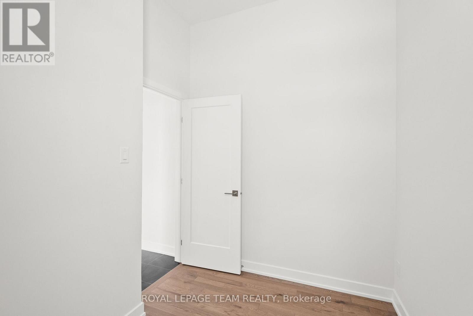 1086 Moore Street, Brockville, ON - Indoor Photo Showing Other Room