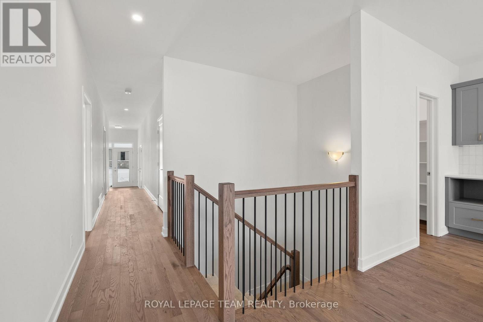 1086 Moore Street, Brockville, ON - Indoor Photo Showing Other Room